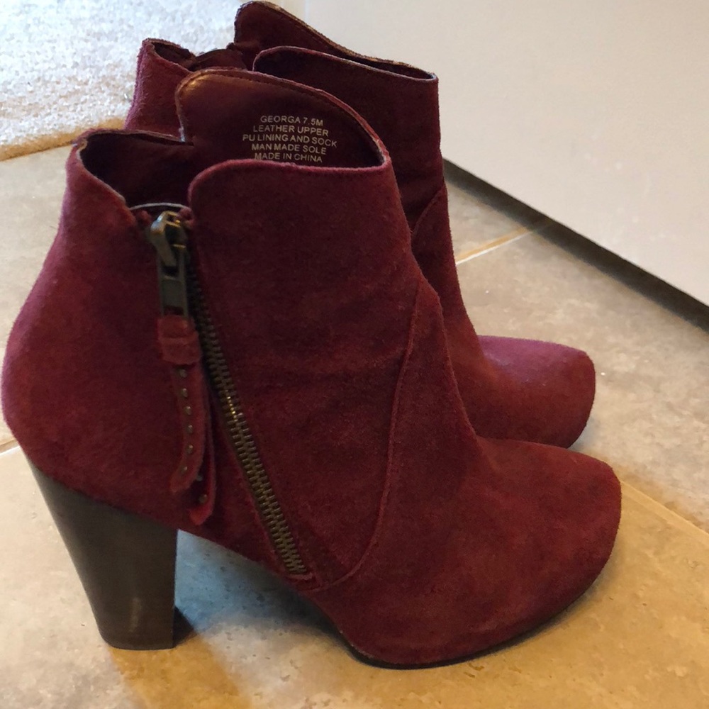 Steve Madden Boots